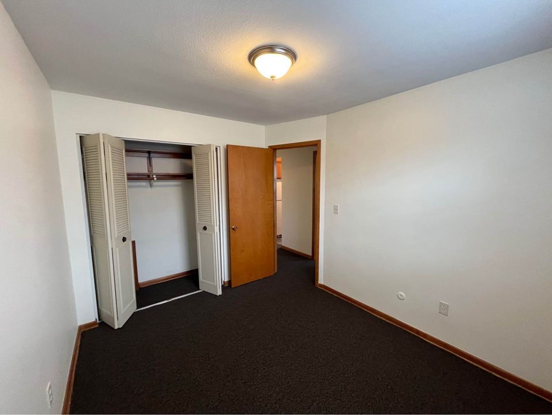 Phalen Apartments on Maryland Ave 8 of 12