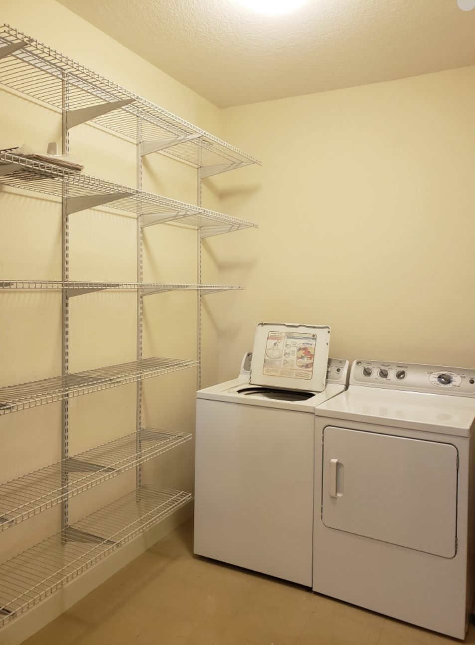 Laundry room at Gateway (1 of 5)