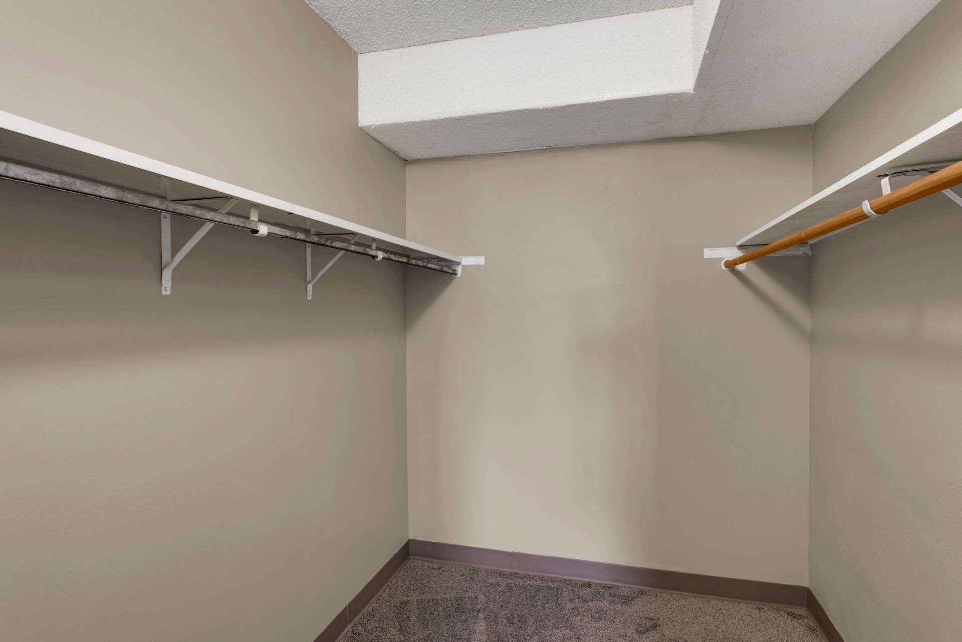 Oakwood Apartments 8 of 12
