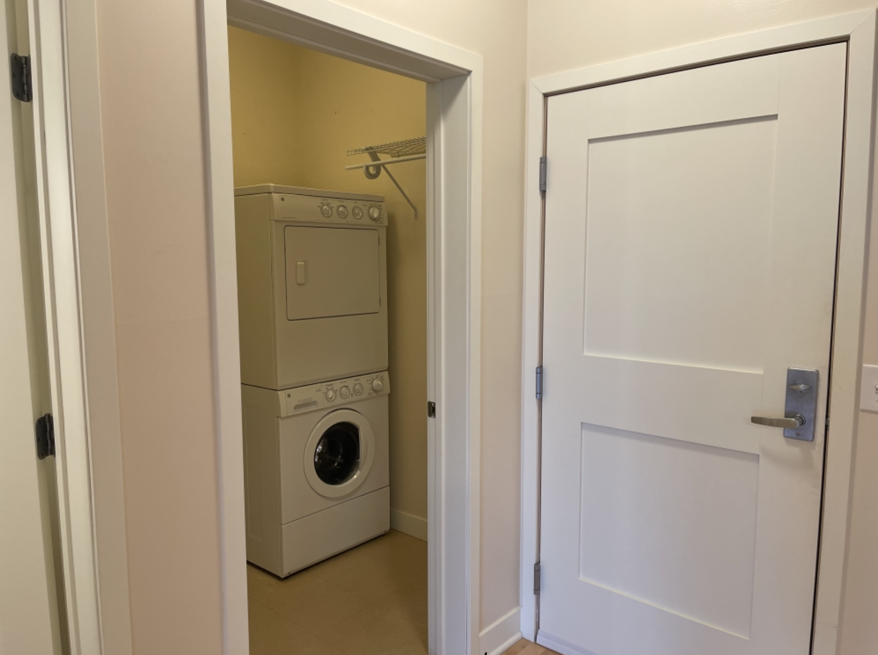 Laundry room at Gateway (2 of 5)