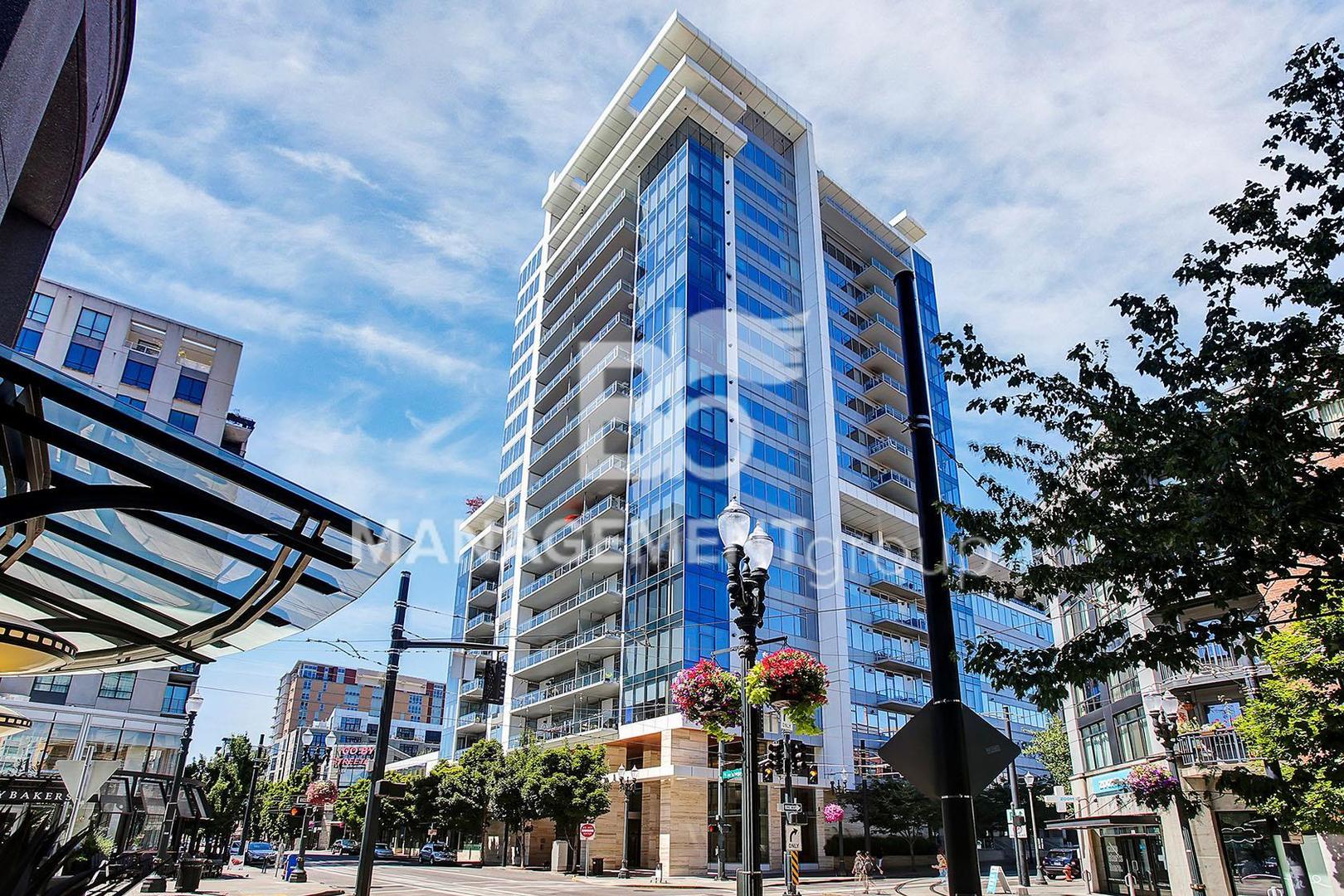 Portland Condo: 1001 NW Lovejoy Ste #412