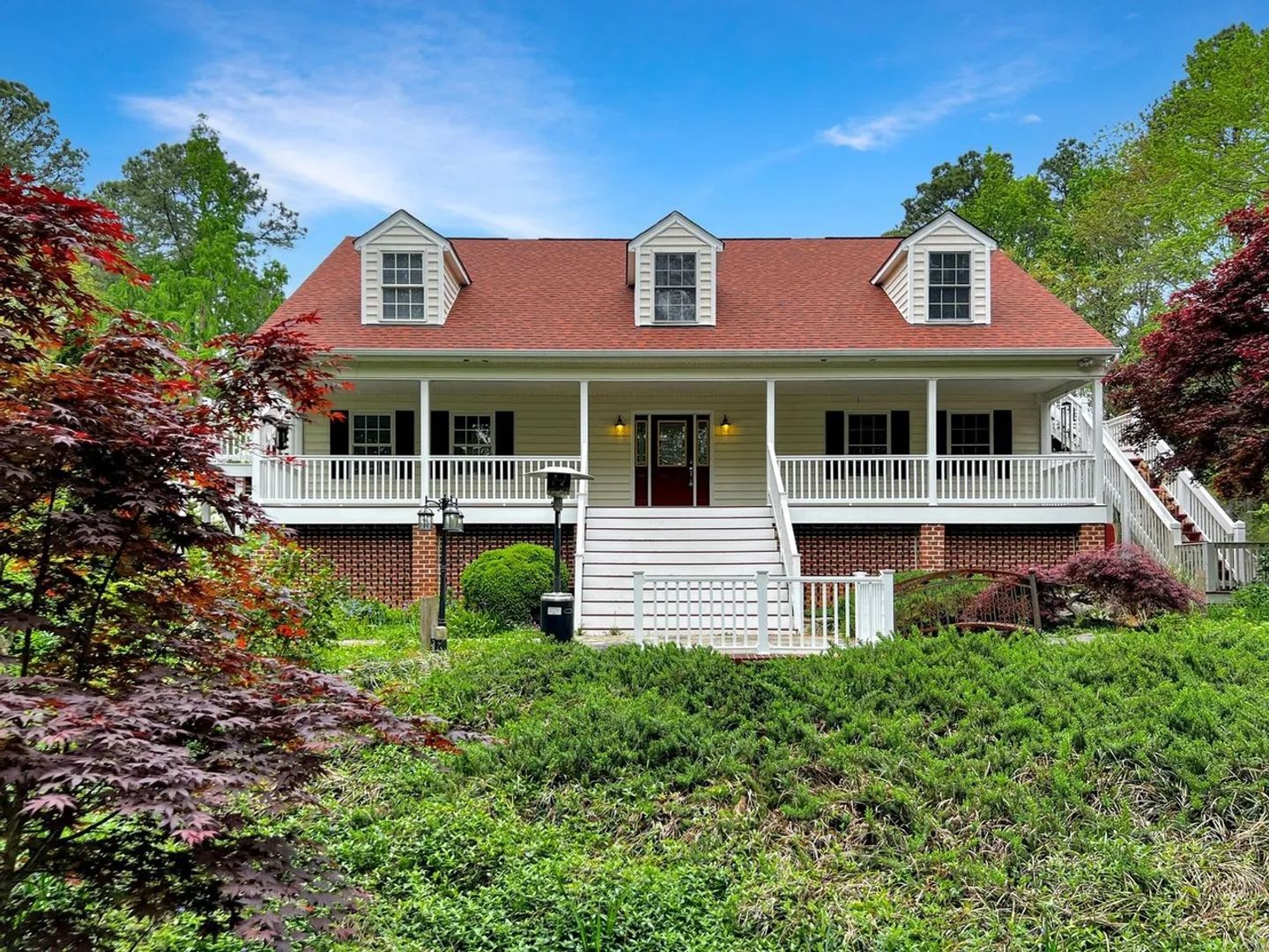Richmond House: 8651 Nestlewood Rd