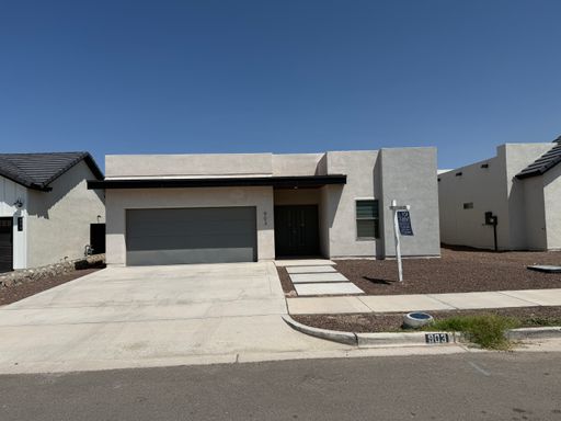 Beautiful East side House 4 bed-2.5 baths, part of The Overlook Casa Club that includes Swimming Pool, Gym, Tennis Court, Pickleball Courts – photo 1