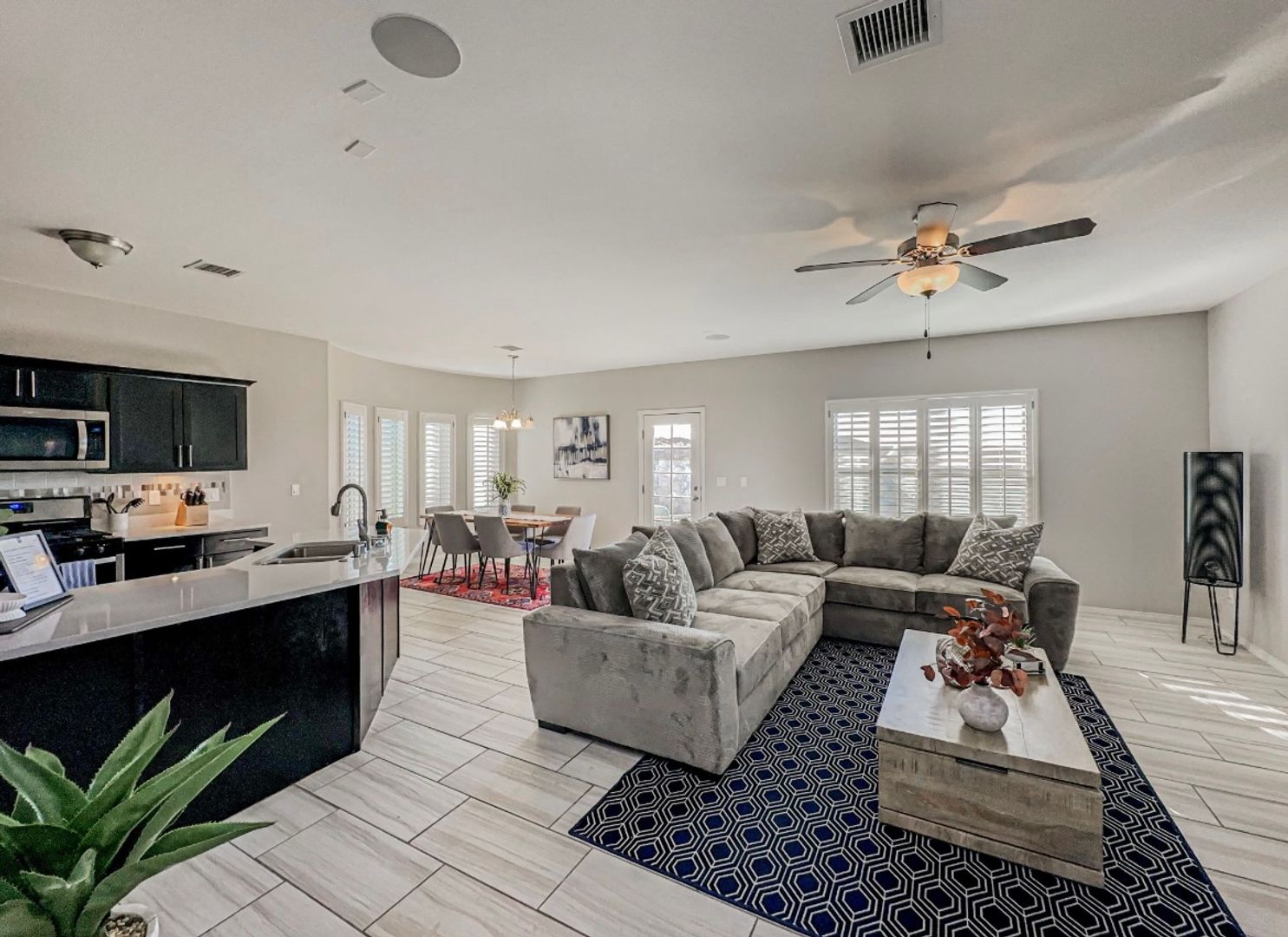 El Paso House: 6073 Rivet Pl.