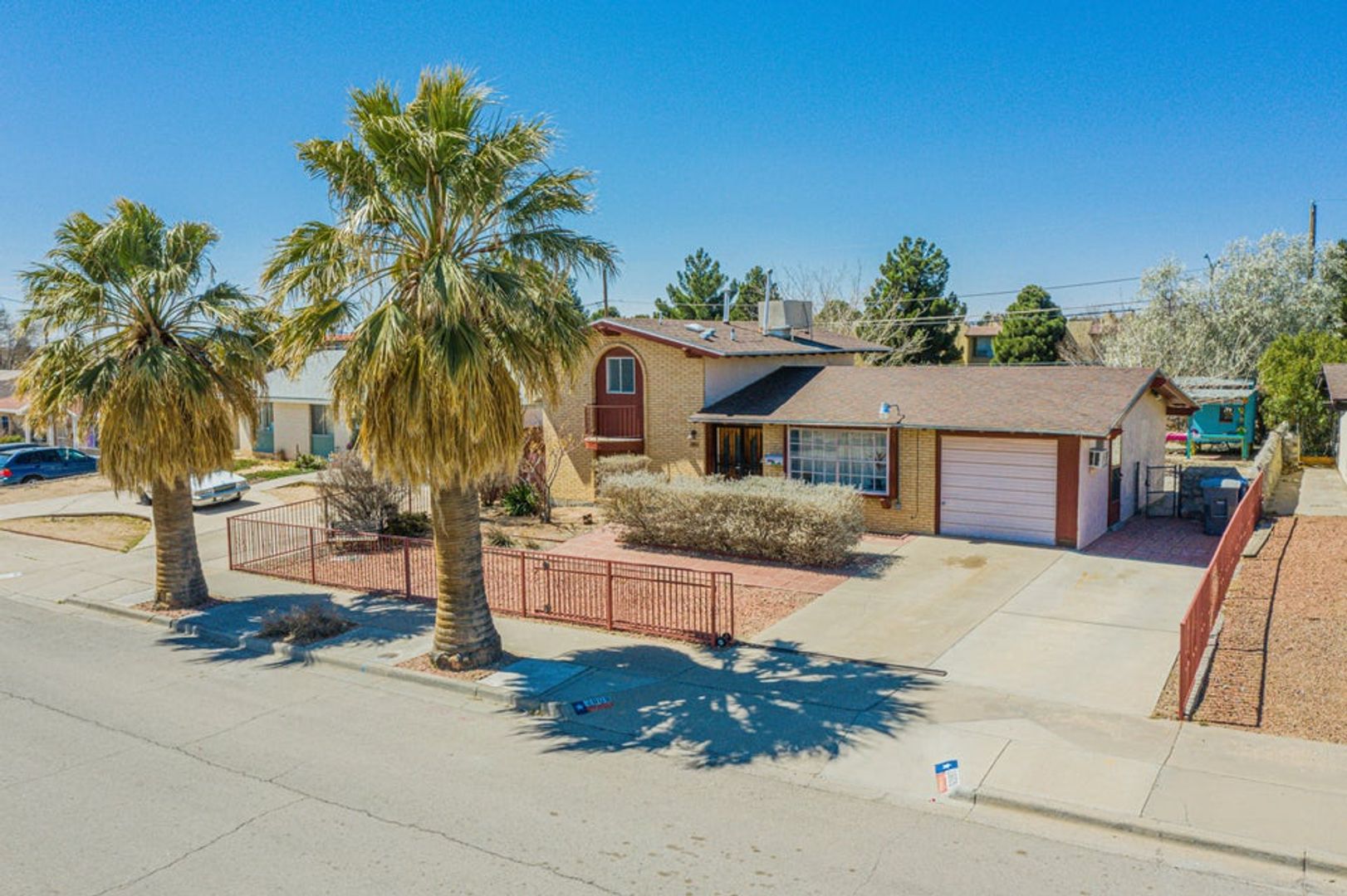 El Paso House: 2805 Penwood