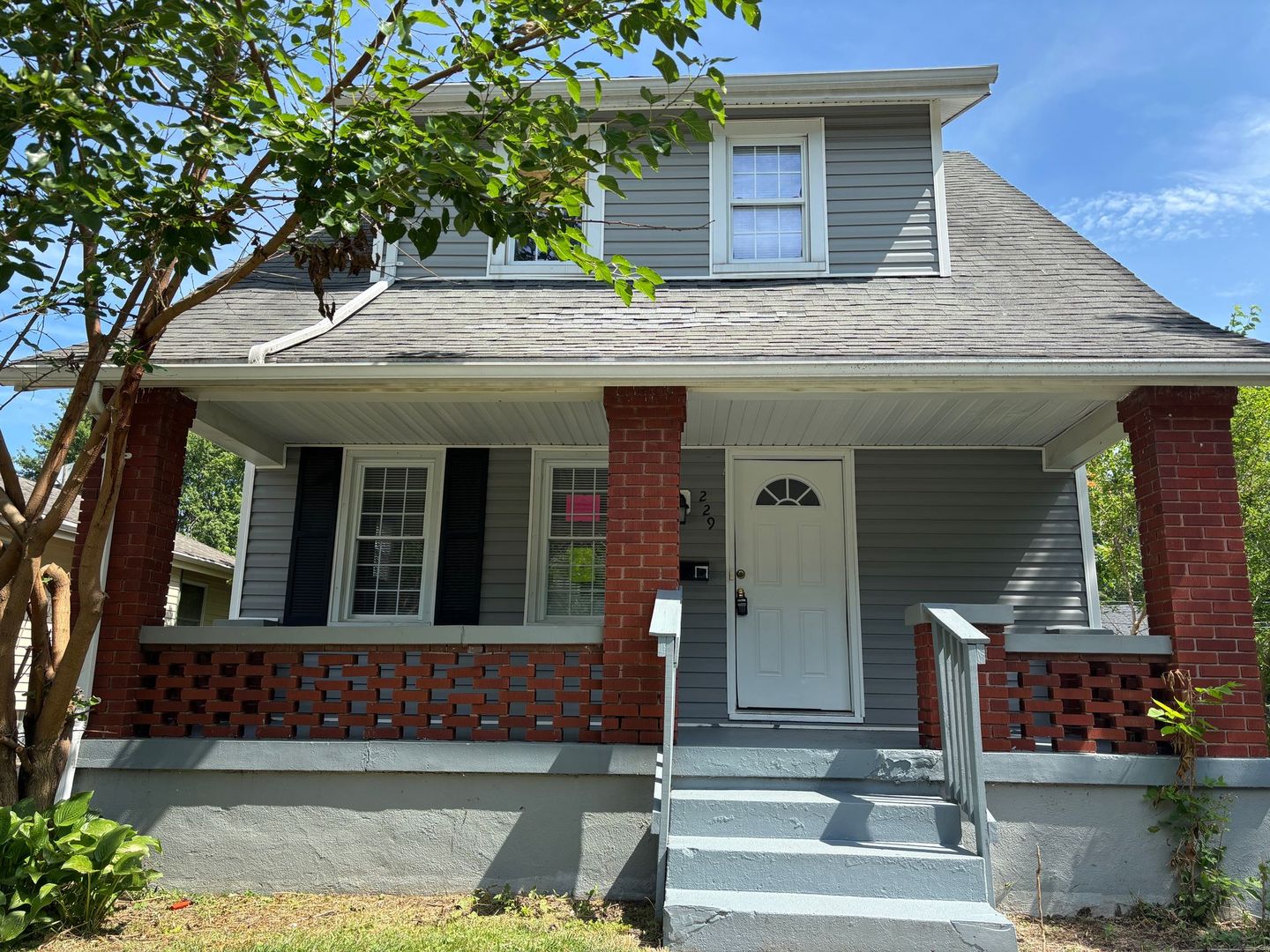 Dayton House: 229 Bellaire Avenue,