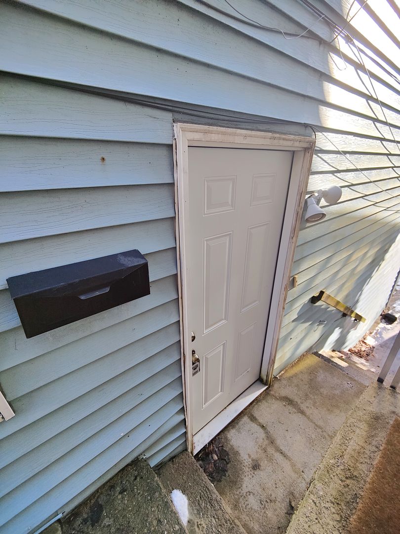 Pittsburgh Apartment: 2663 South 18th Street