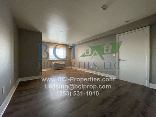 Spacious Remodeled 1 Bedroom Apartment Available Now- $500 VISA GIFT CARD SPECIAL – photo 1