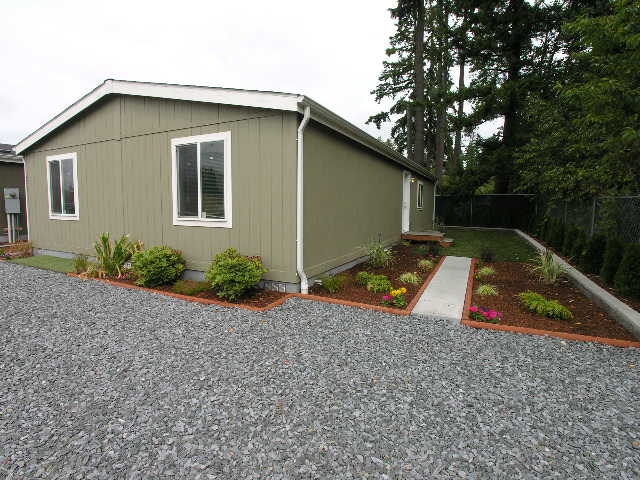 Tacoma House: 2327 108th St E