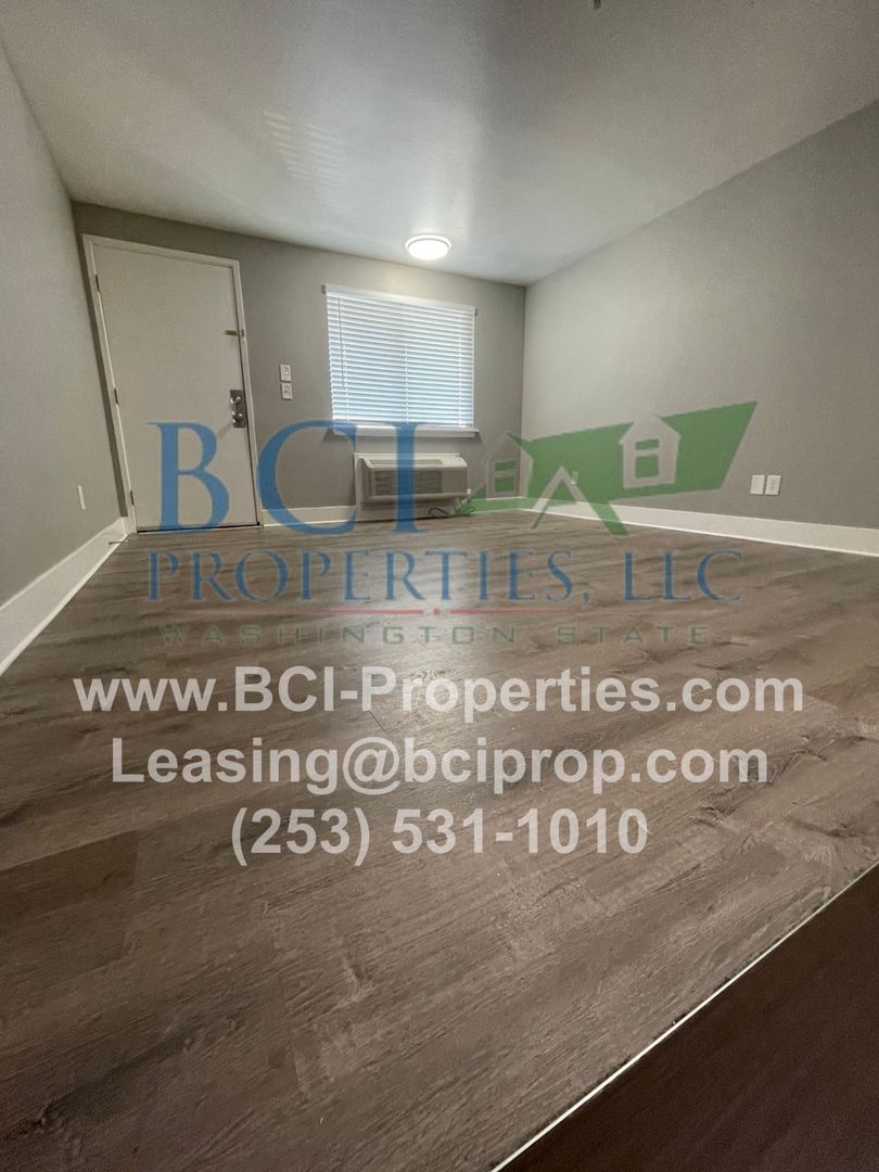 Tacoma Apartment: 8740 S. Hosmer Street