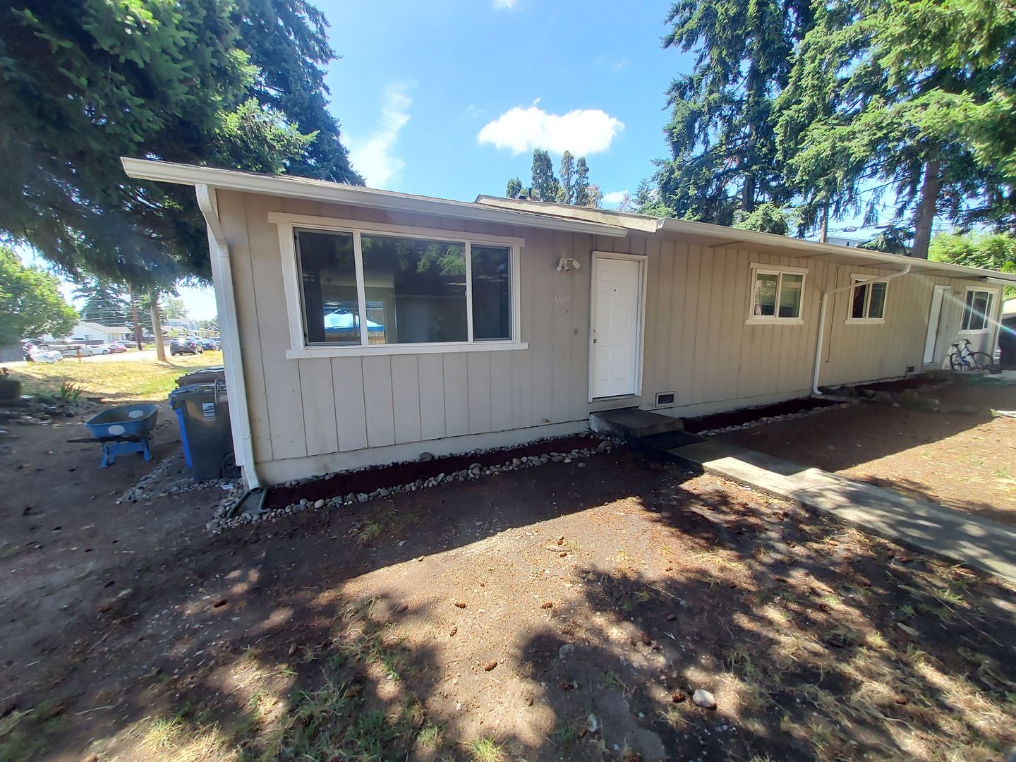 Tacoma Apartment: 6602-6610 Madison St