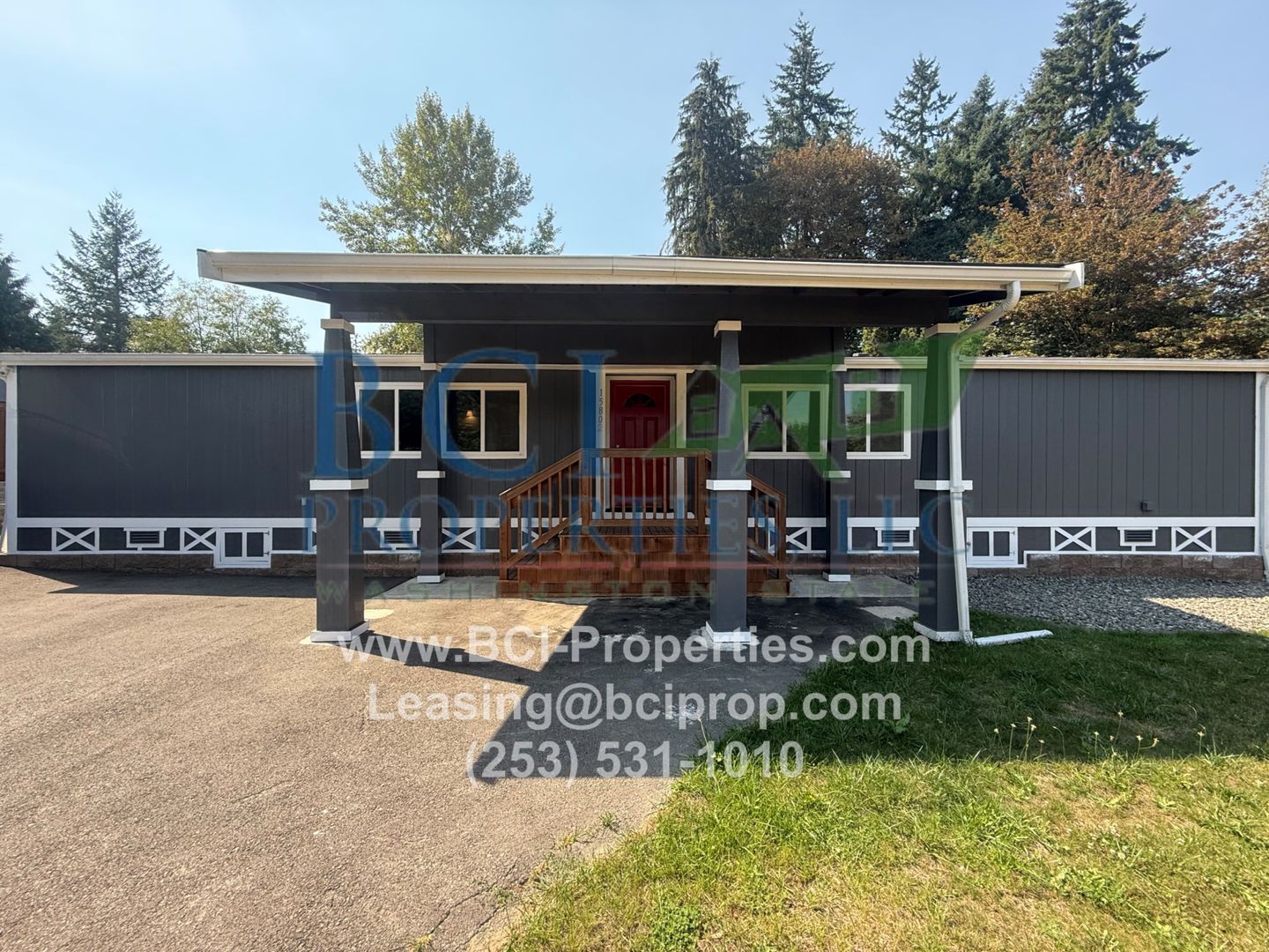 Puyallup Apartment: 15802 82nd Ave E