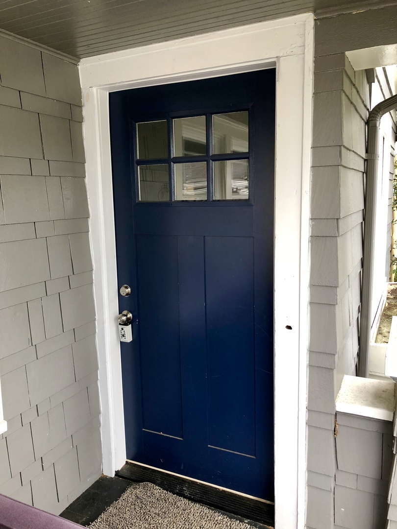 Seattle Apartment: 5312 9th Ave NE