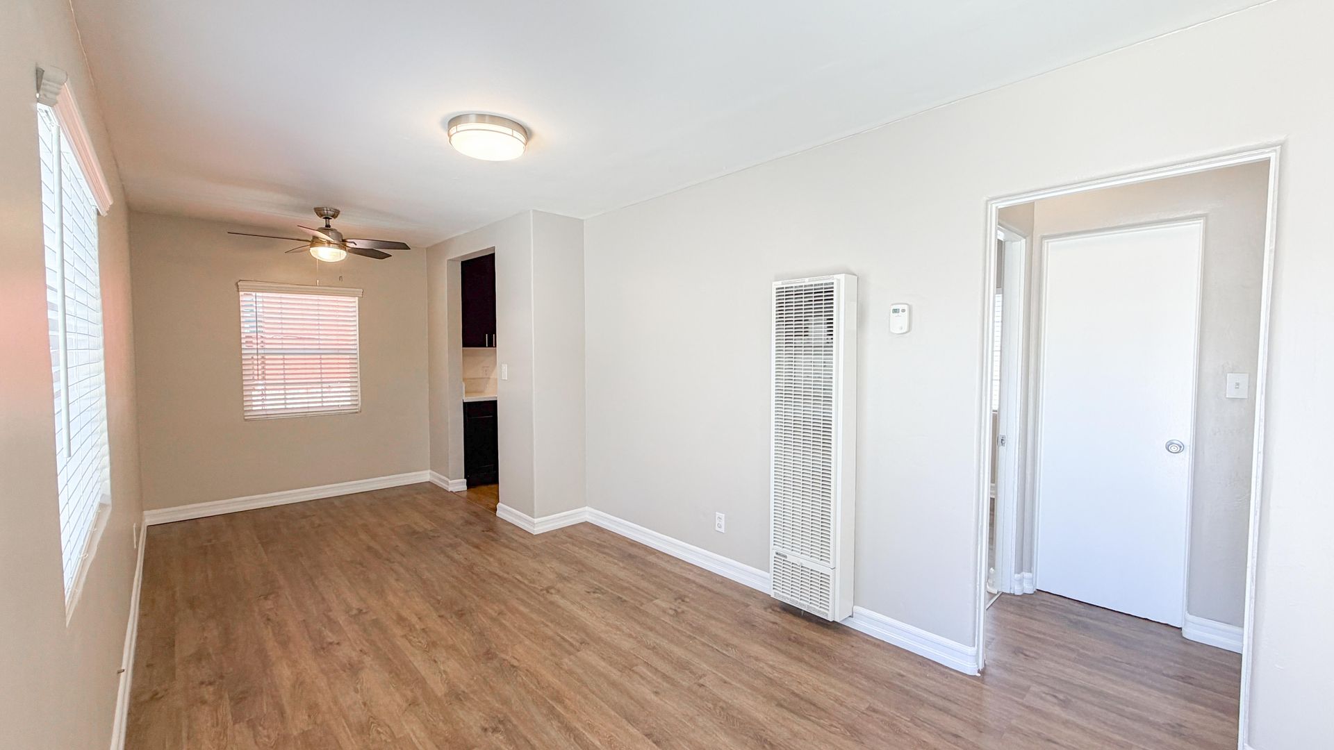 San Diego Apartment: 4065 - 4071 Chamoune Avenue