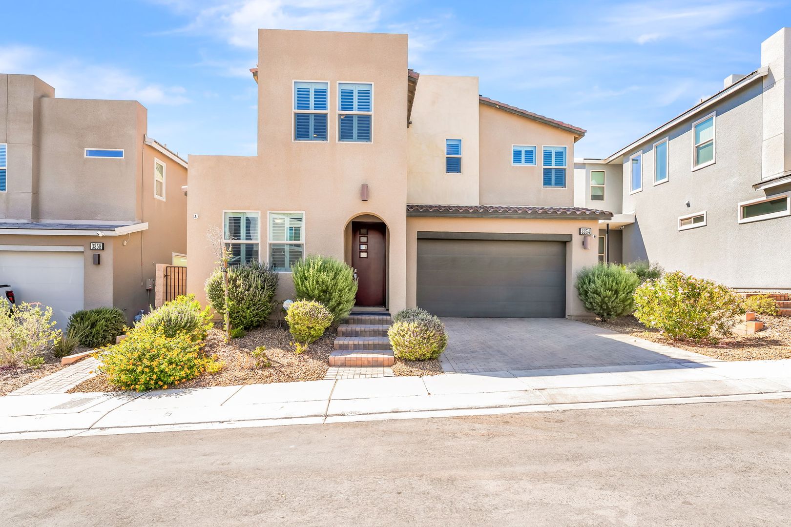 Henderson House: 3354 Casalette Ln