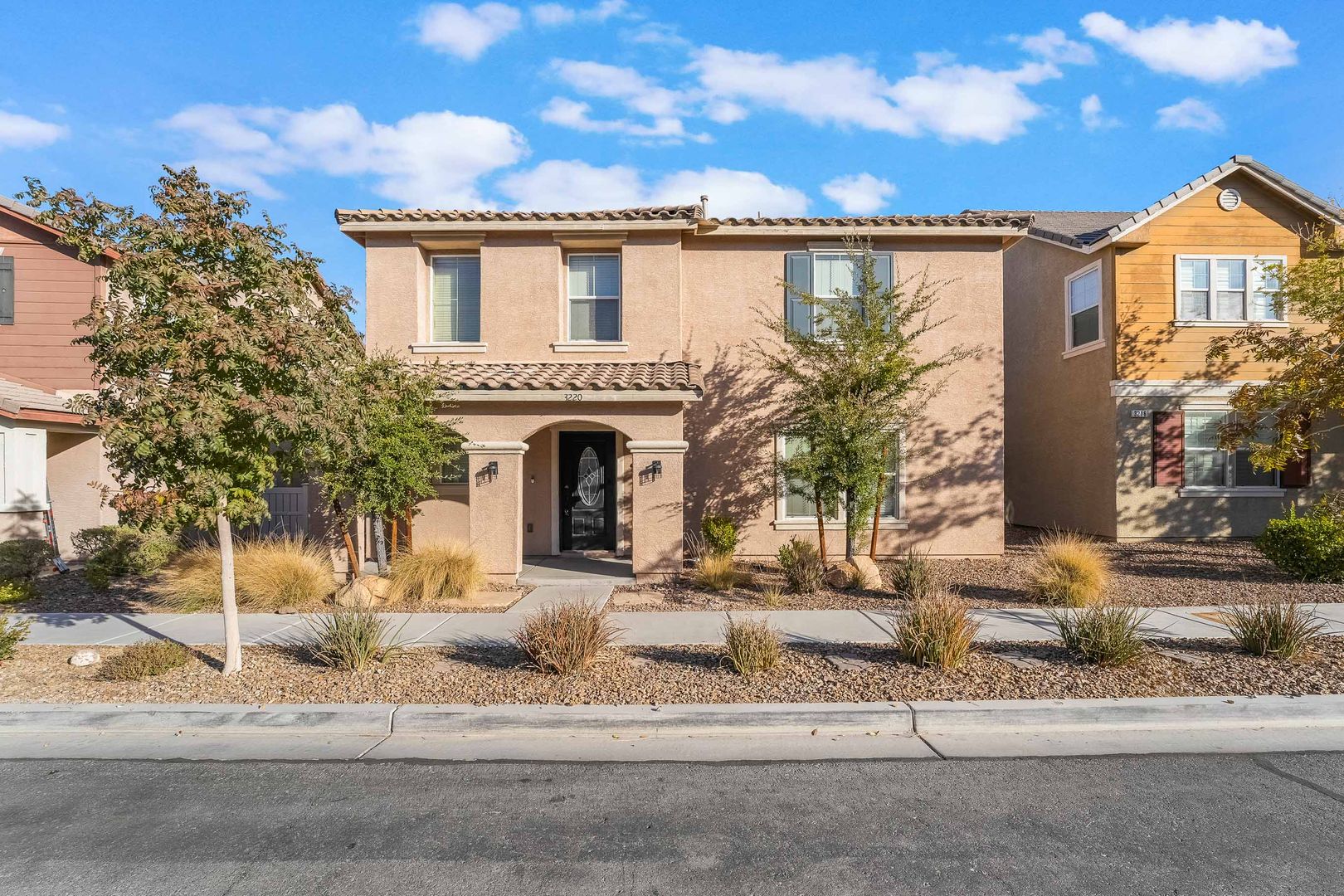 Henderson House: 3220 Mist Effect Ave