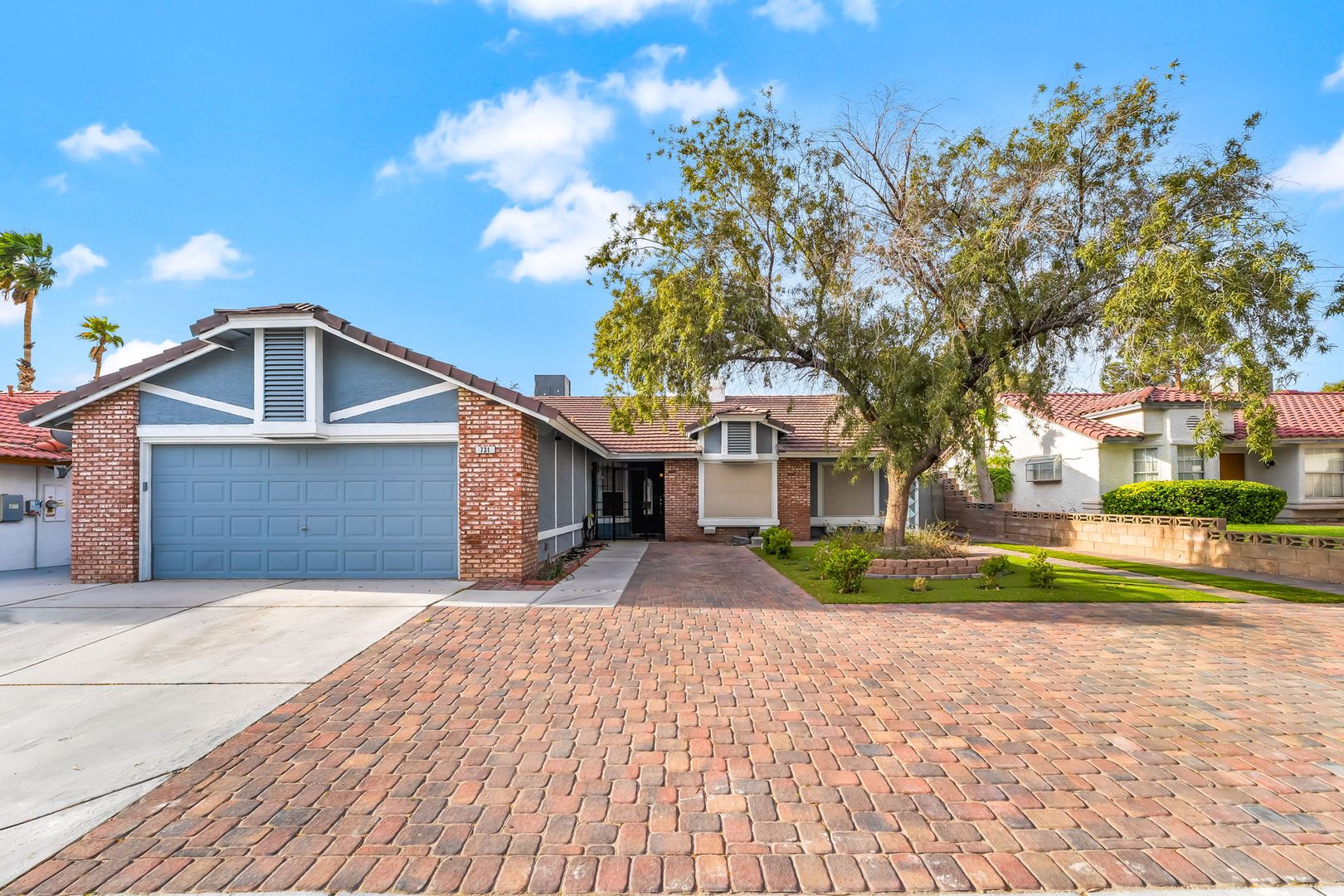 Las Vegas House: 731 Autumn Moon Dr