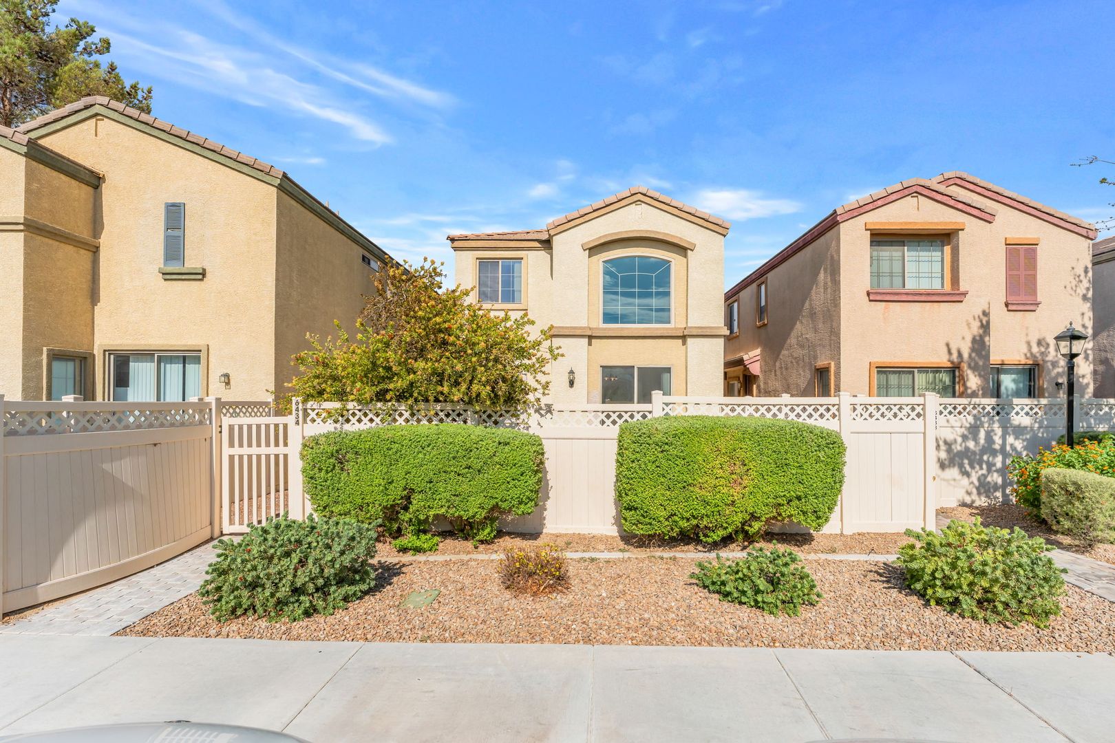 North Las Vegas House: 6434 Buttercup Creek St