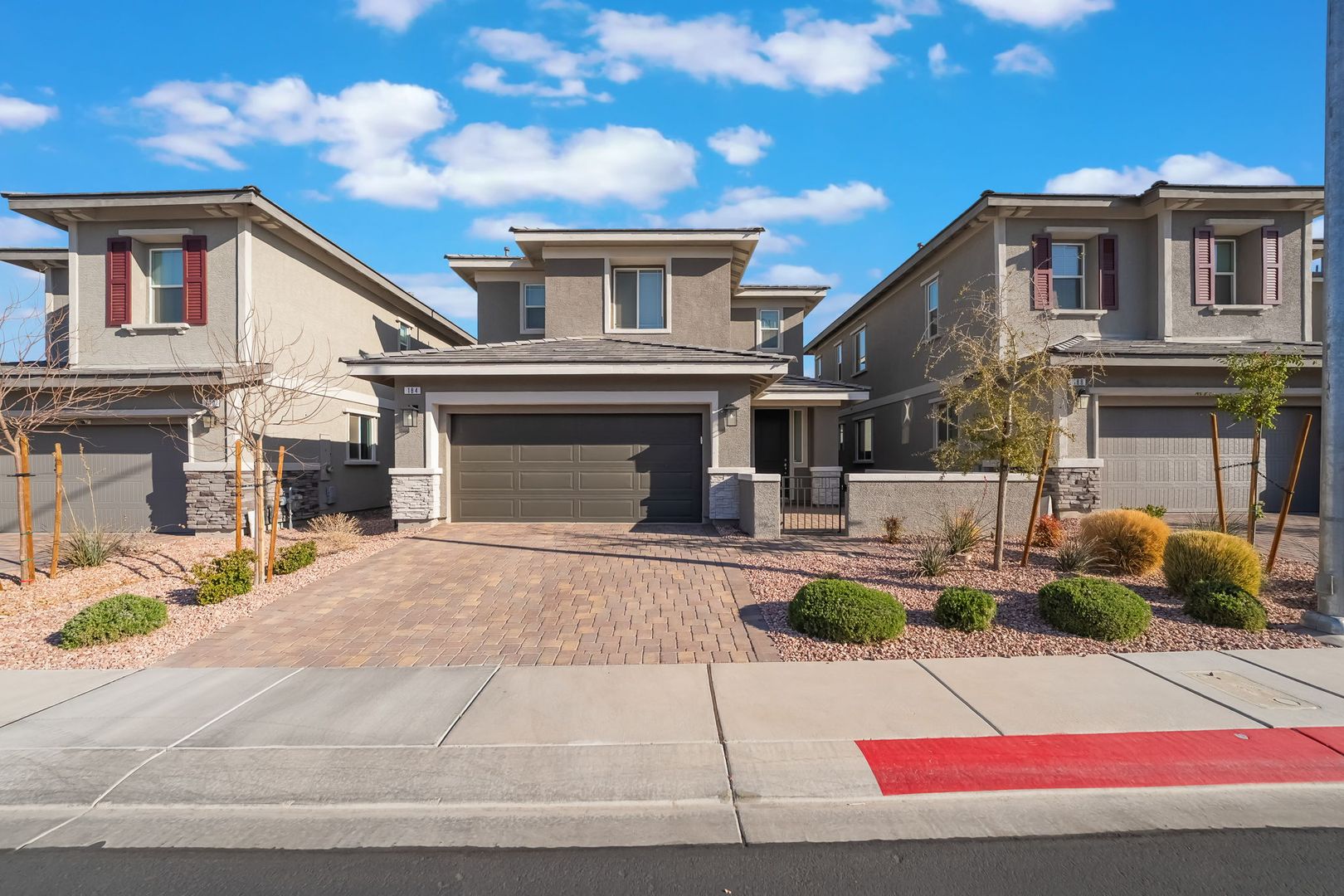 Henderson House: 184 Pace Ave