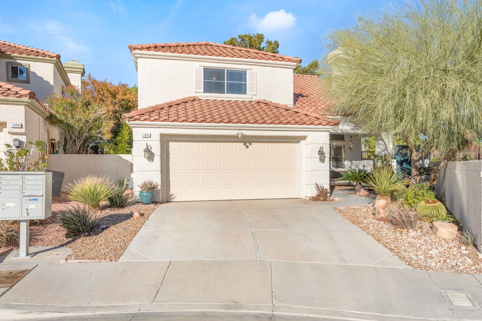 Las Vegas House: 1305 Chaparral Summit Dr