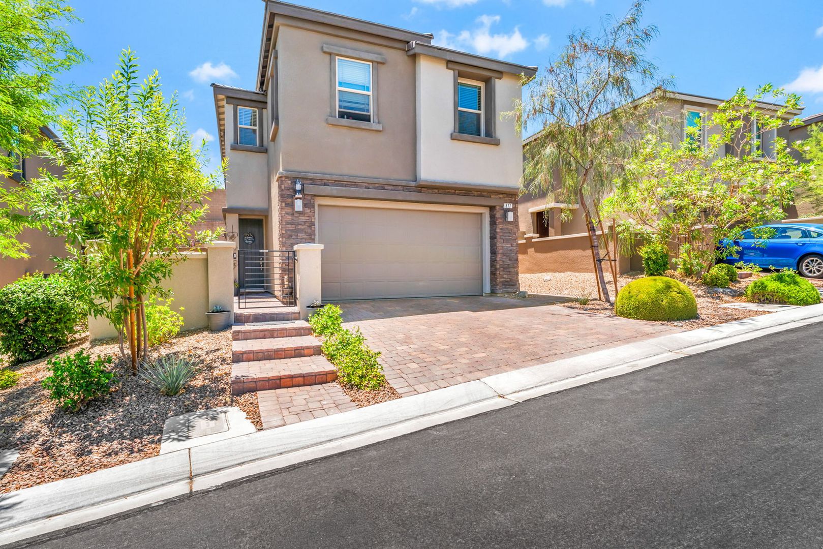 Las Vegas House: 877 Ariel Heights Ave