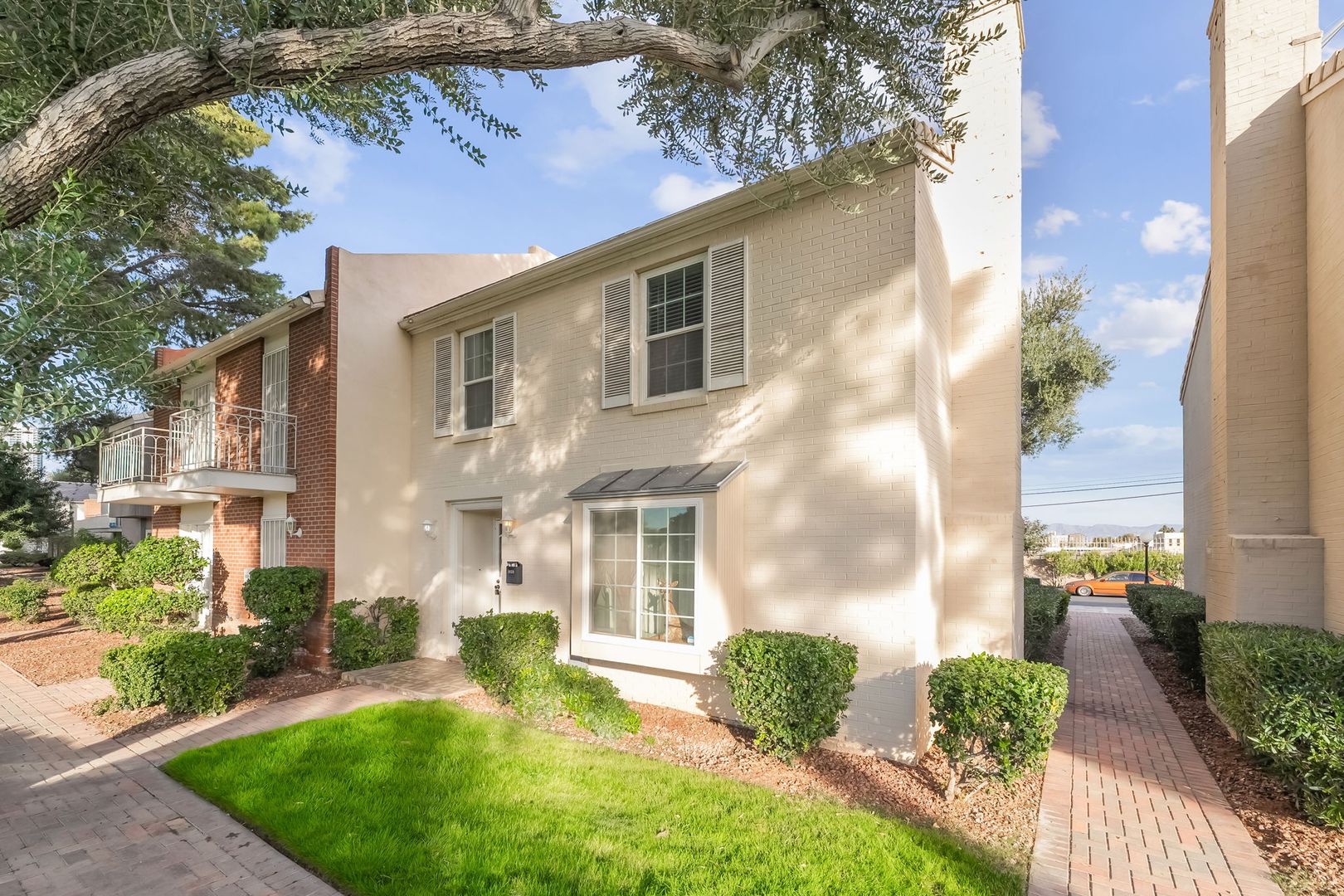 LAS VEGAS House: 1038 TAM O SHANTER