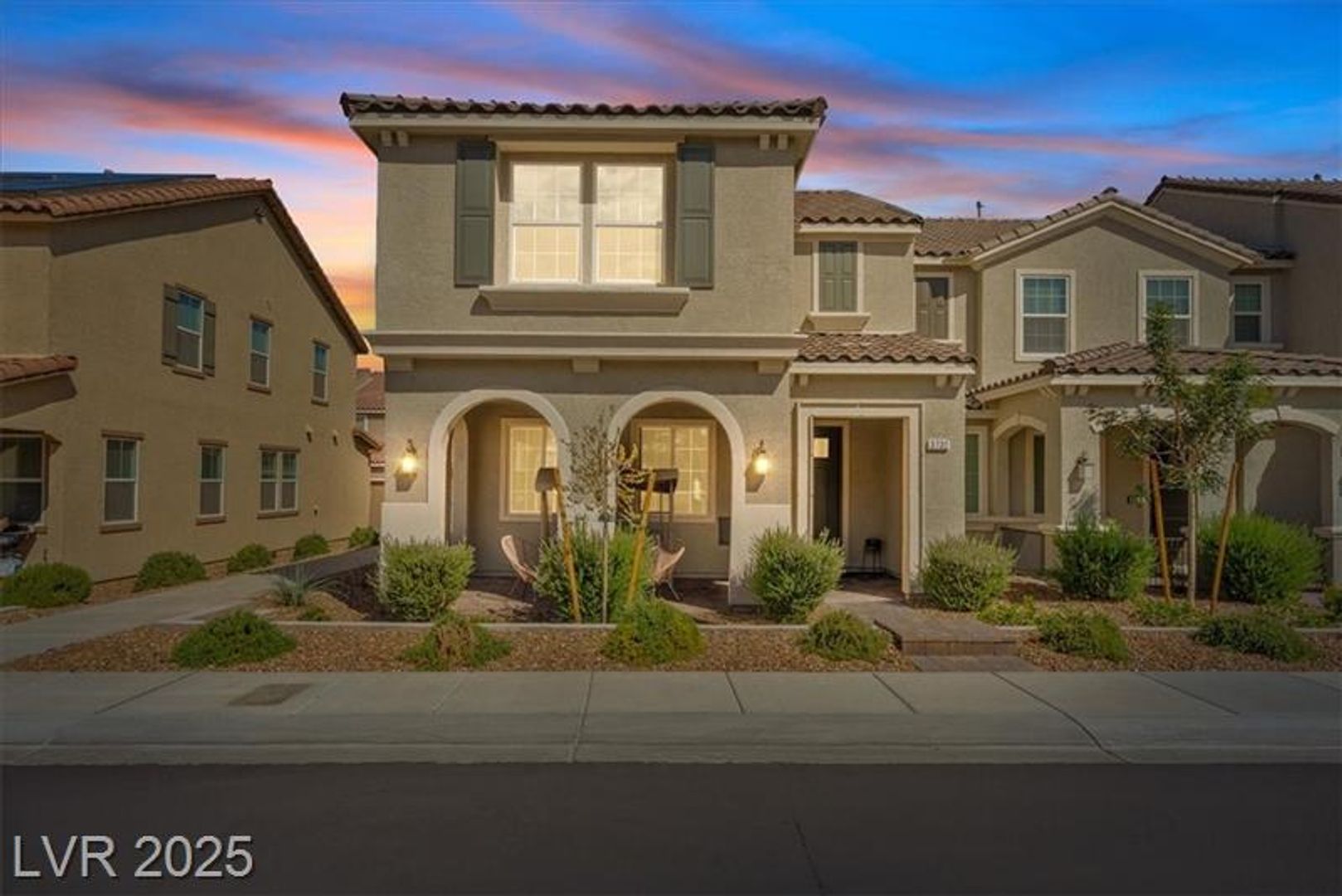 Henderson House: 3732 Via Gennaro