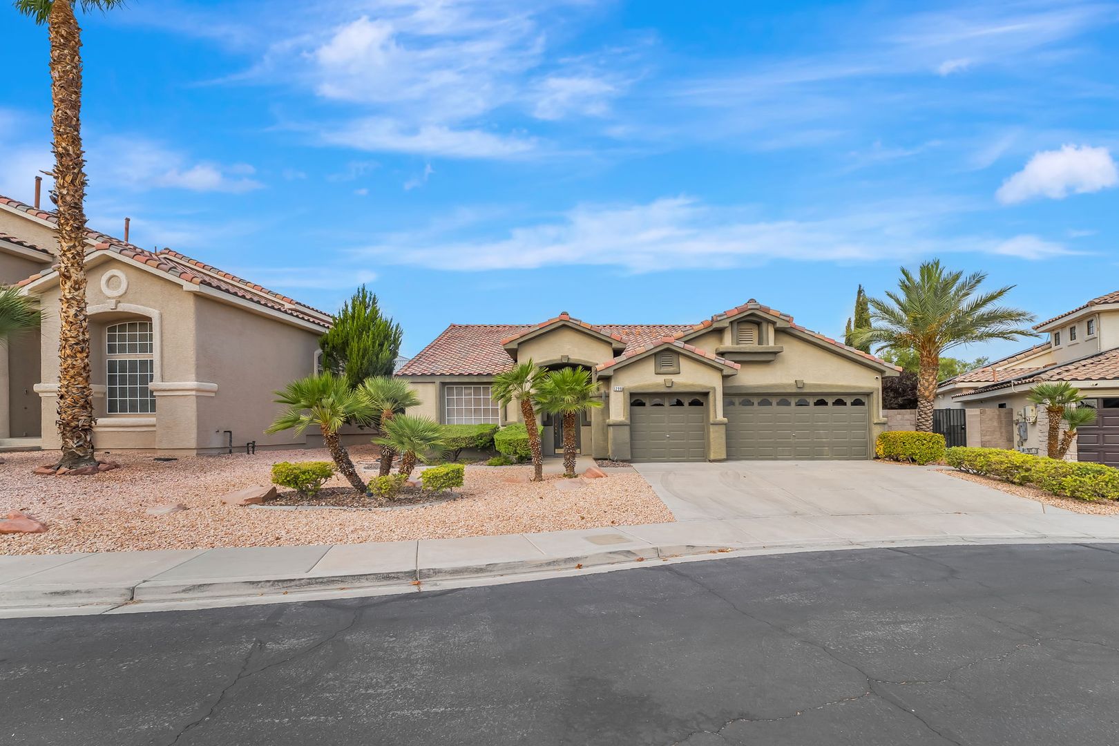 Henderson House: 1299 Echo Creek St