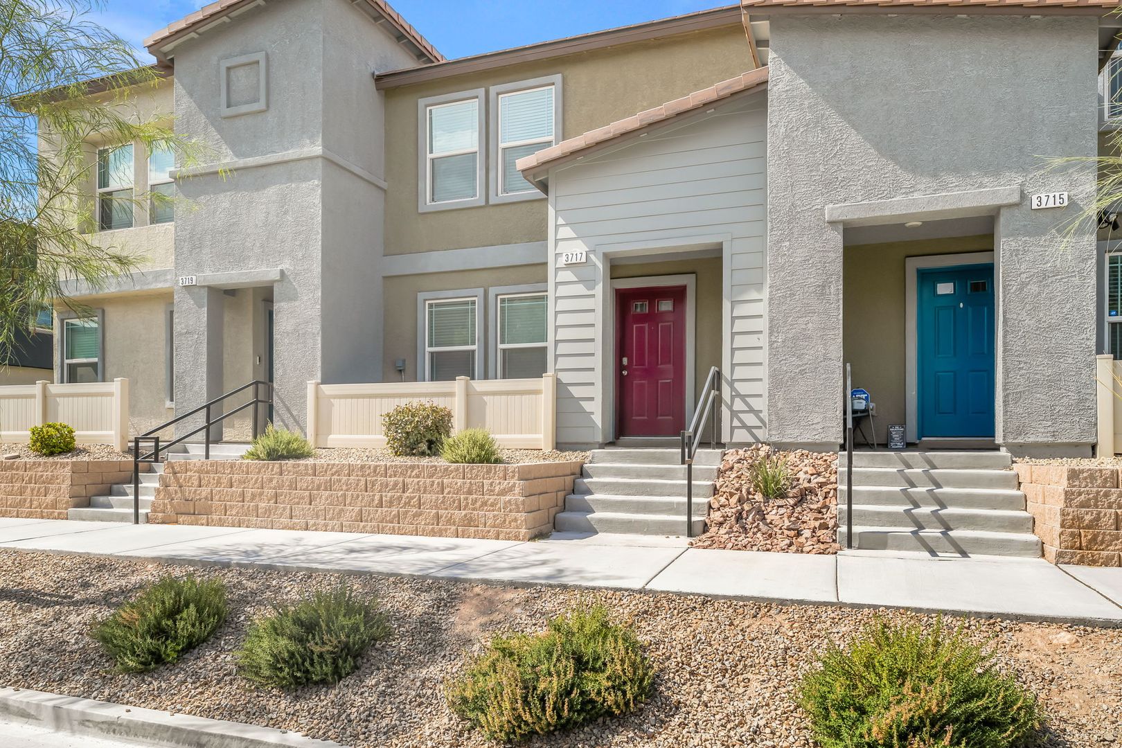Henderson House: 3717 Celesta Vista Ave