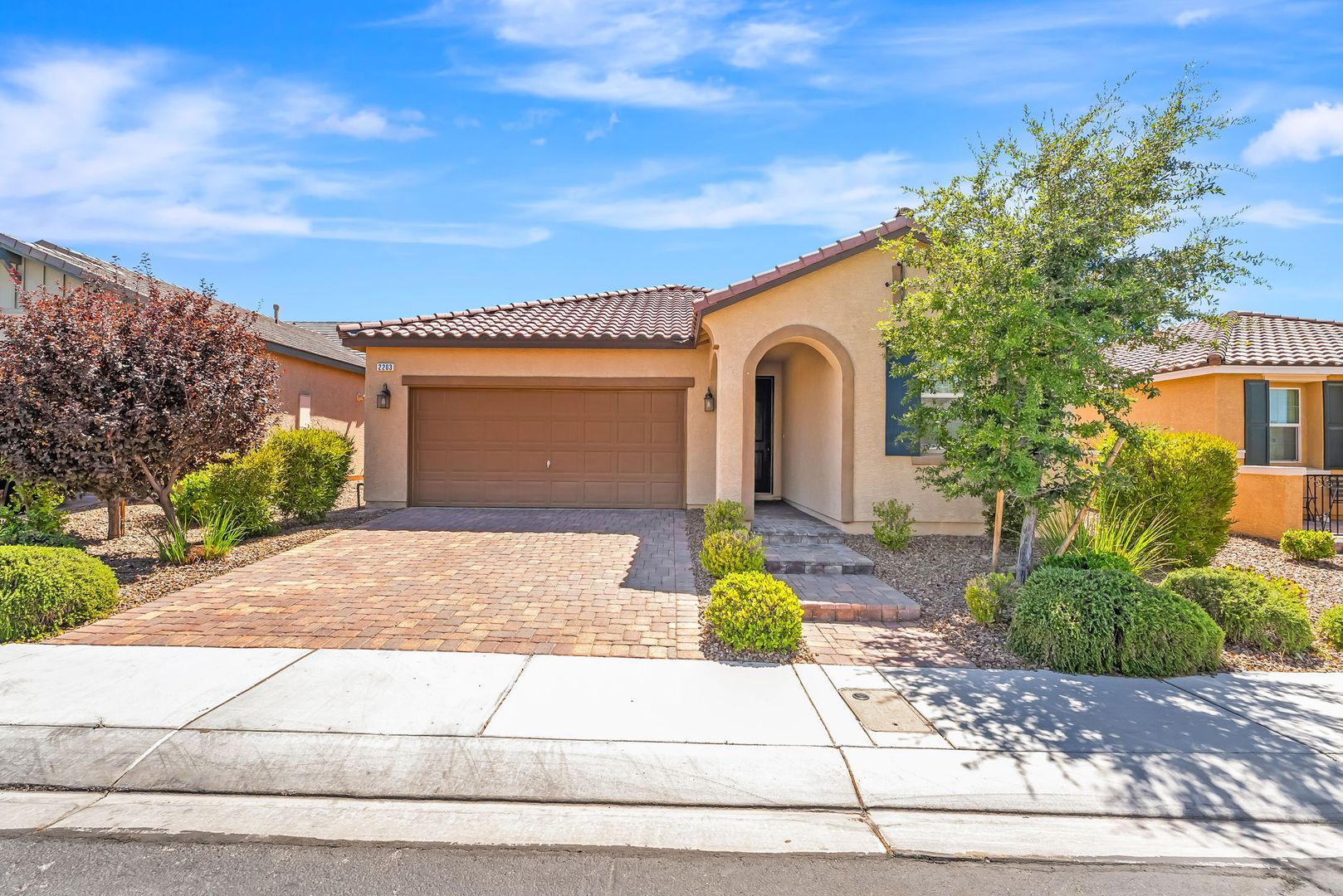 Henderson House: 2203 Valdina St