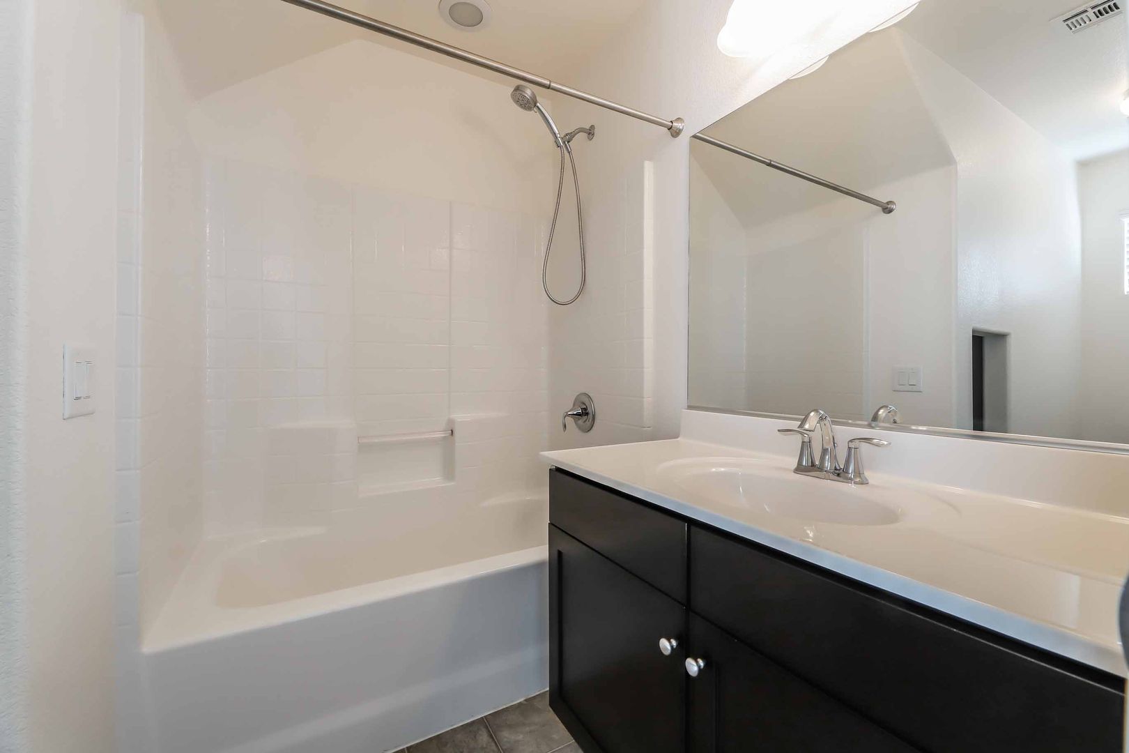 Henderson House: 1525 Spiced Wine #18105