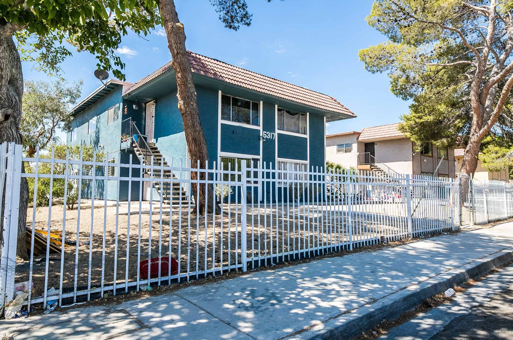 Las Vegas Apartment: 5317 Redberry St