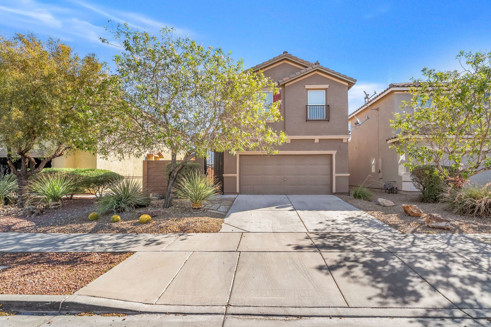 Henderson House: 1132 Blakes Field Pl