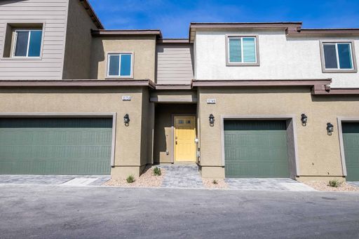 Brand new DR Horton Townhome with 3 bedroom,2 bathrooms and 1 car garage located at Trails at Willow Ranch! – photo 1