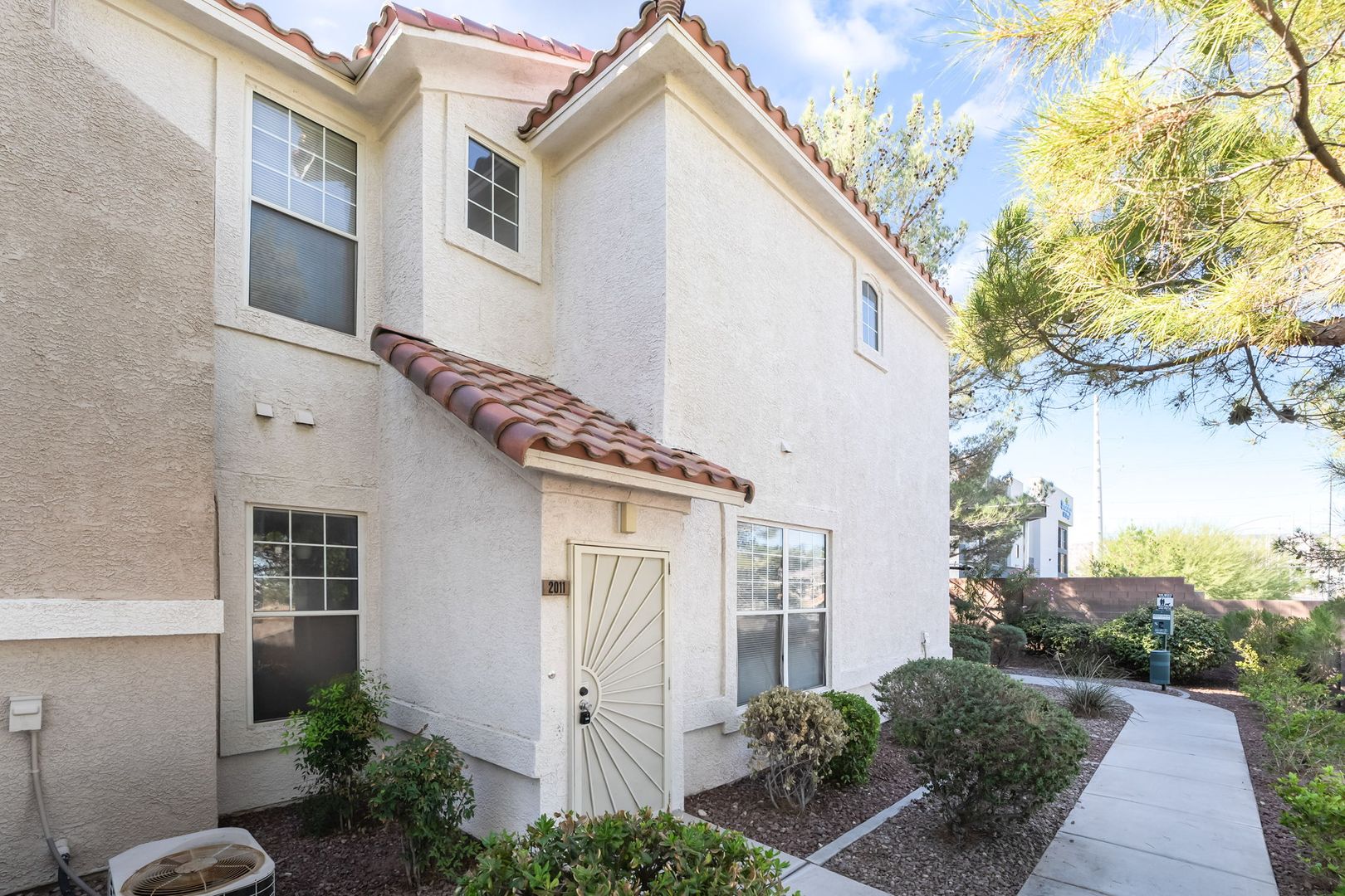 Las Vegas House: 8555 W Russell Rd #2011