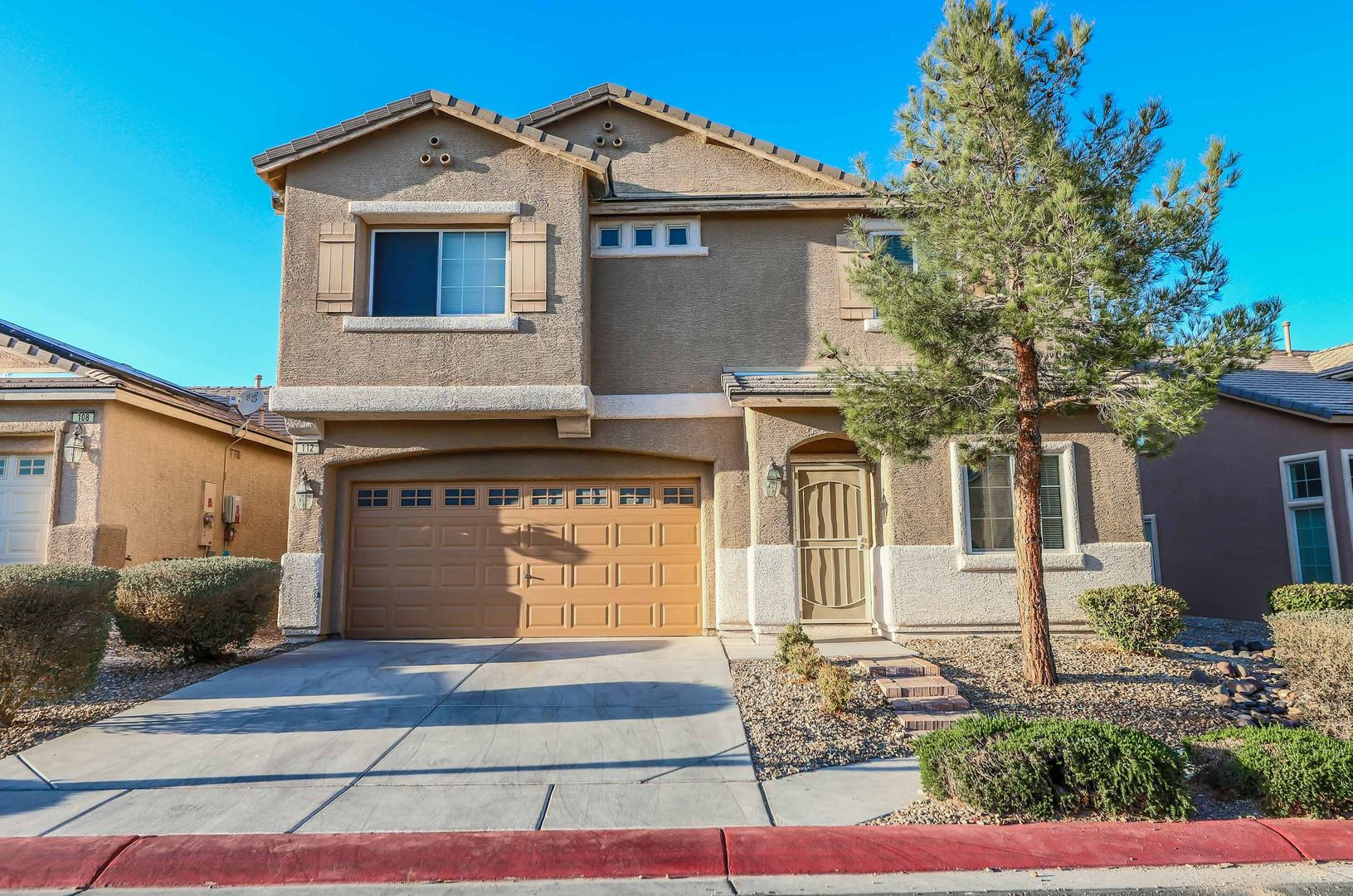 N Las Vegas House: 112 Iron Summit Ave