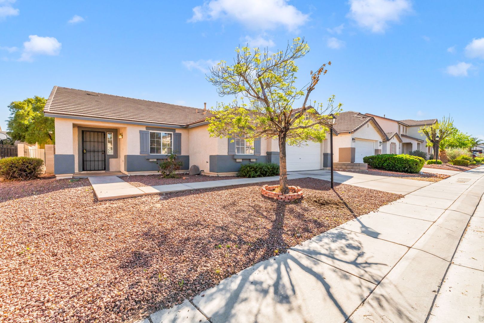 North Las Vegas House: 929 Baritone Way