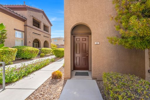 Spacious 3-Bedroom Condo in Gated Southwest Las Vegas Community! – photo 1