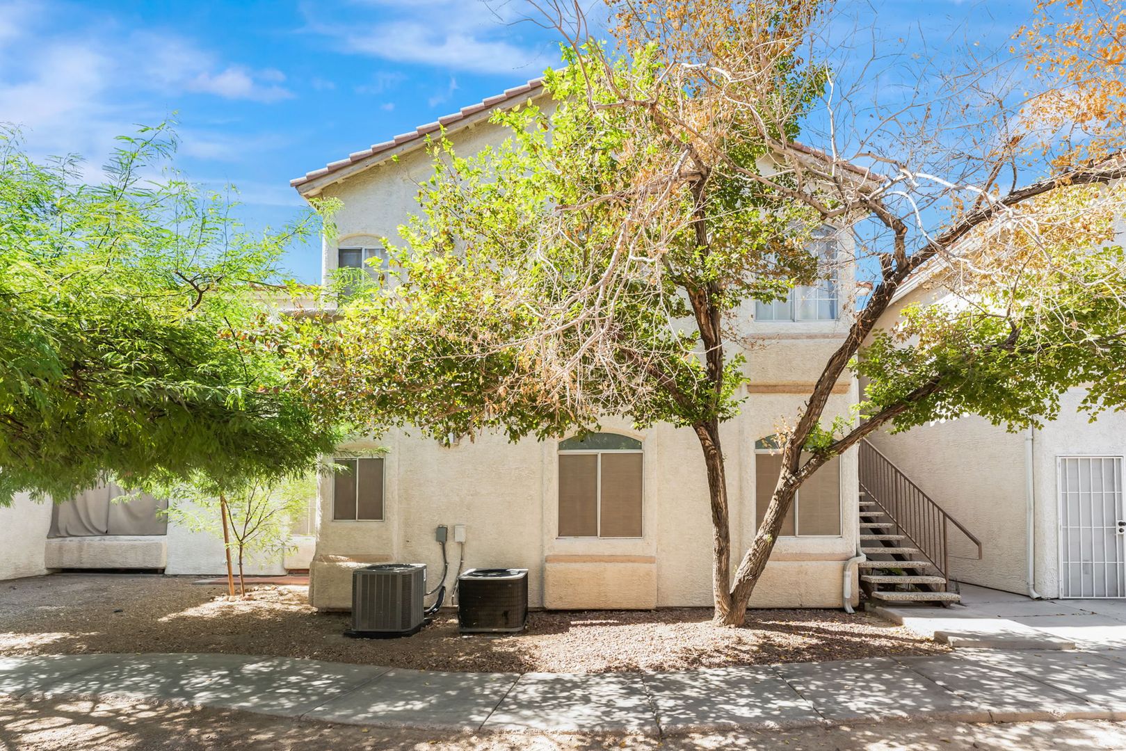 Las Vegas Townhome: 1405 S Nellis #1106