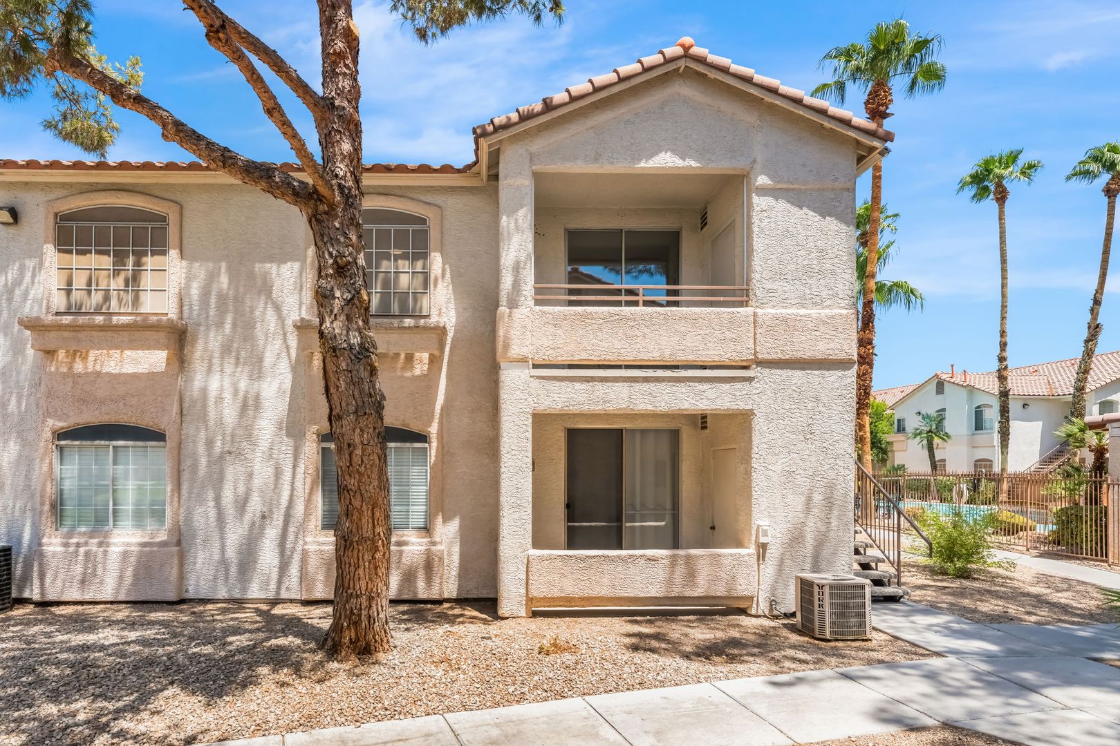 Las Vegas House: 1405 S Nellis Blvd #2015