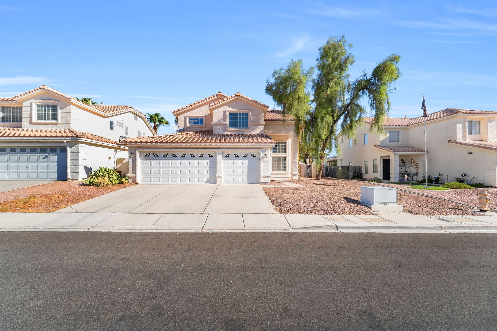 Las Vegas House: 1354 Silver Knoll Ave