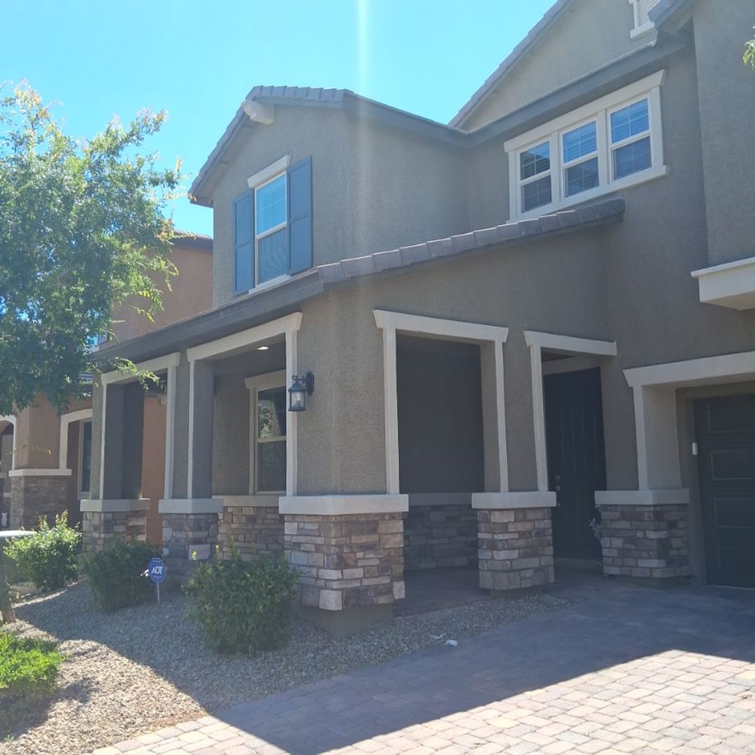 Las Vegas House: 107 Nola Stream Ct