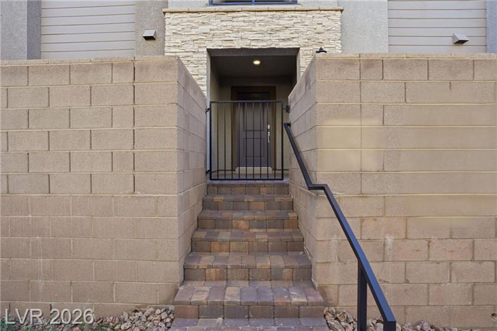 Henderson House: 146 Sul Ponticello Ave