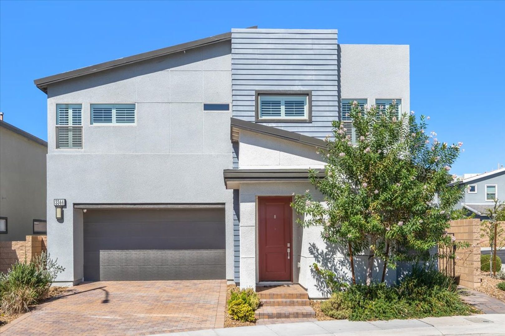 Henderson House: 3344 Caldora Ln