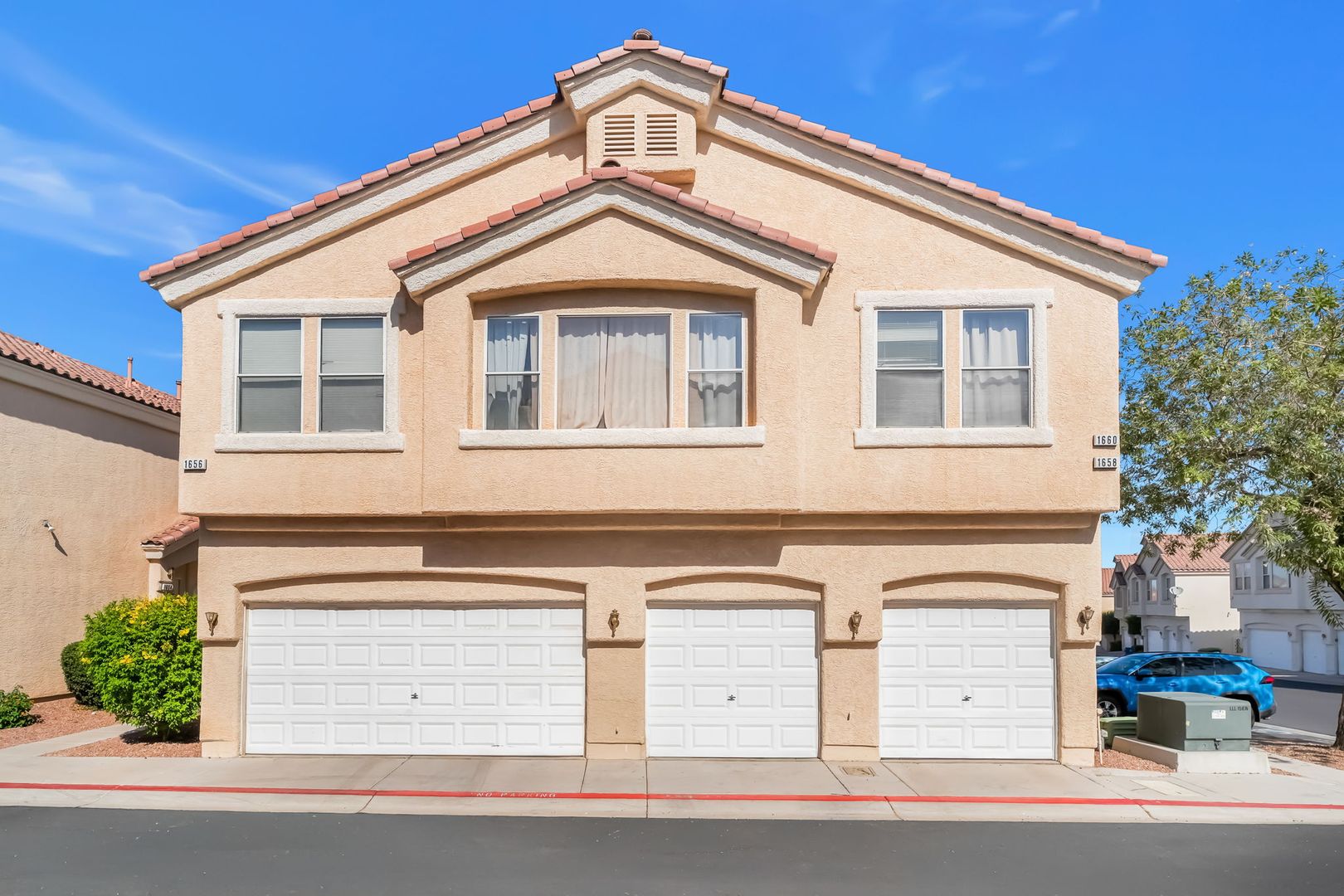Henderson House: 1658 Lefty Garcia