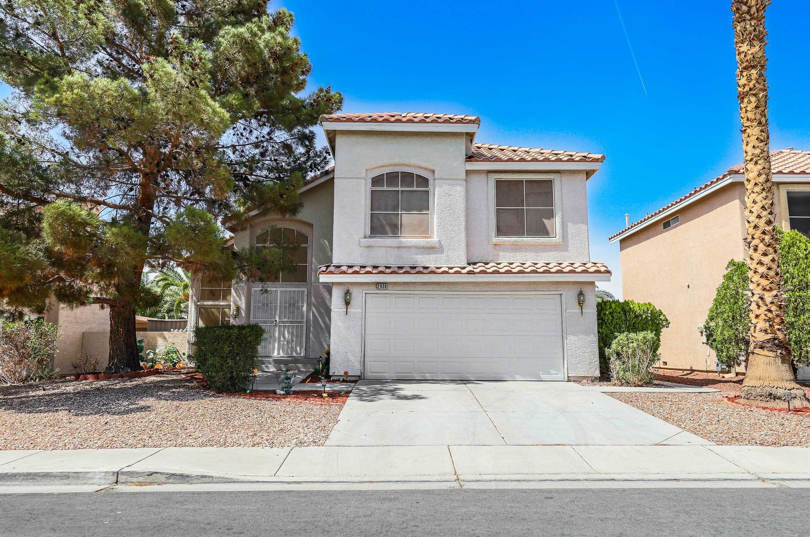 Henderson House: 2930 Seasons Avenue