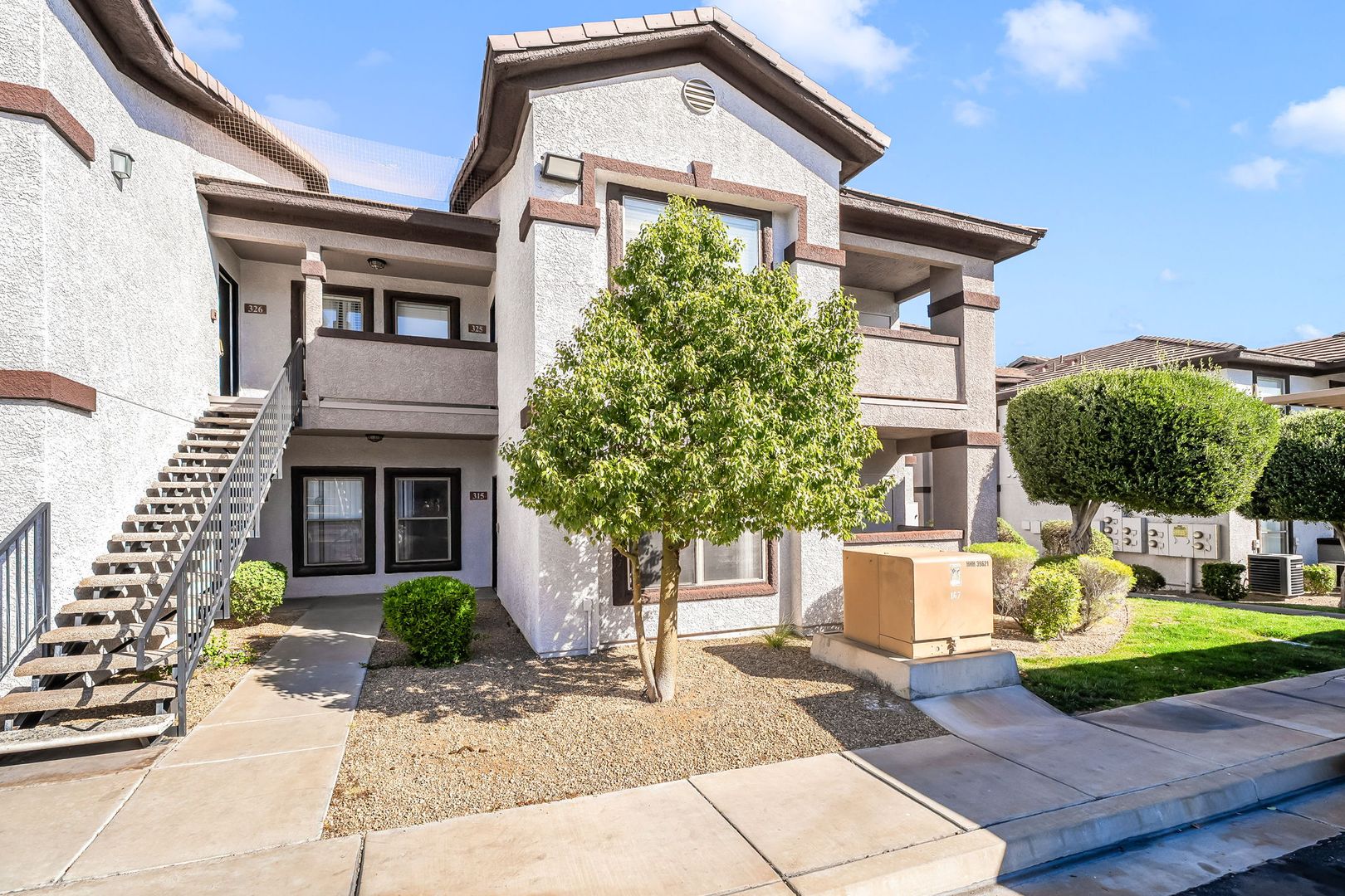 Henderson House: 45 Maleena Mesa Street, Unit 315