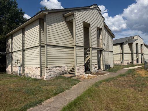 2 Bed 1 Bath Rental at 701 Gaytha Cir., Apt. A, Bryan, TX – photo 1