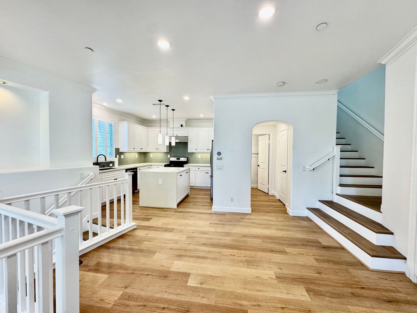 Long Beach Townhome: 1749 Grand Ave