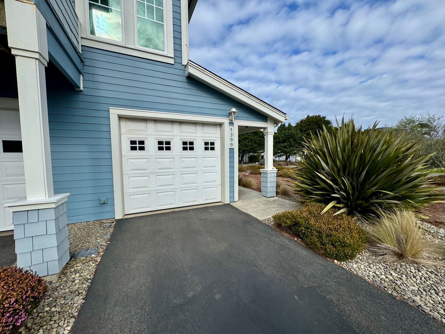 Bandon House: 1311 Village Loop